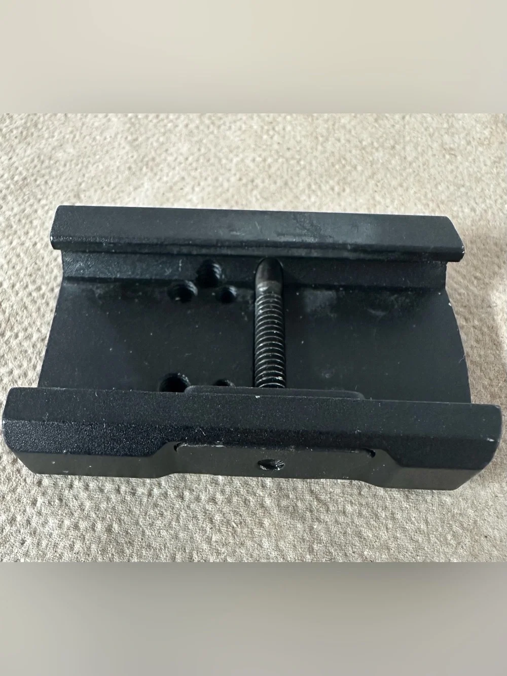 NWOB - Warne Universal Picatinny Mount